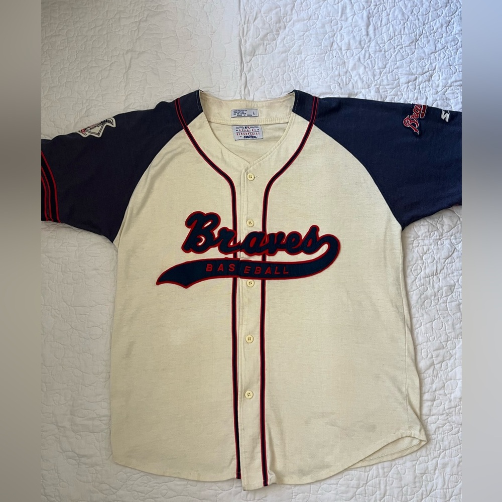 Vintage Starter Atlanta Braves Sewn Cream Button Down Baseball Jersey